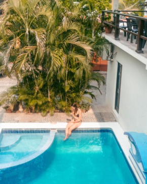 Papaya Lodge